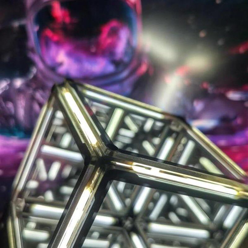 电竞氛围灯桌面科技感摆件四维空间超立方创意深渊小夜灯礼物男
