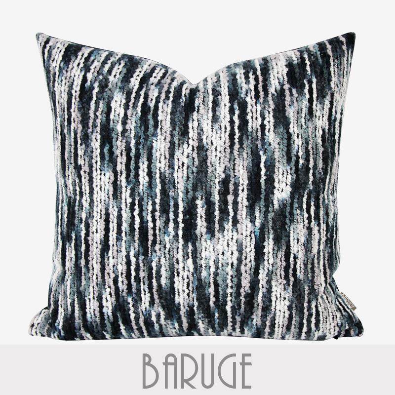 样板房篮白渐变腰枕毛呢毛线编织长枕沙发靠枕设计师软装搭配靠垫