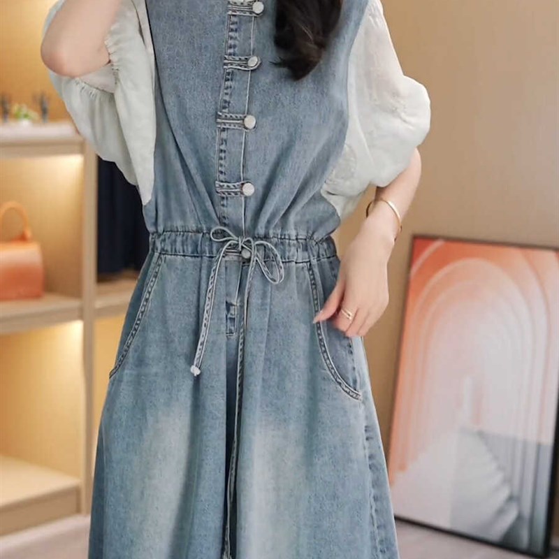 牛仔拼接连衣裙女夏季薄款2024年新款复古盘扣气质旗袍领中长裙子