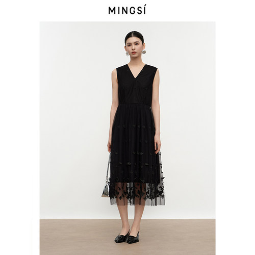 MINGSI黑色立体蝴蝶纱纱连衣裙