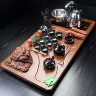 Một bộ hoàn chỉnh pha trà kung fu Bộ trà cóc vàng ba chiều Trung Quốc Bộ khay trà ấm đun nước hoàn toàn tự động bốn trong một bàn trà điện bàn trà điện