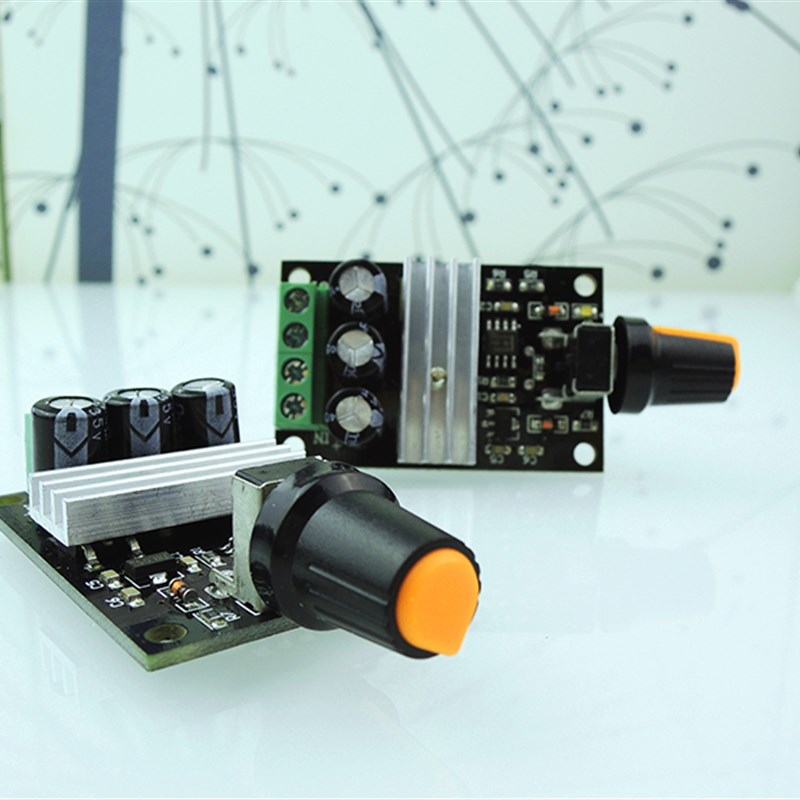 PWM6V12V24V直流电机调速器微型马达无极调速开关调光调温控制板