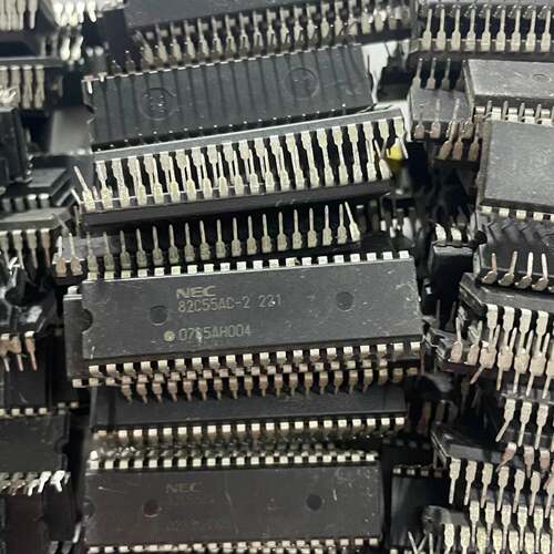 可维修NEC82C55AC-2 原字拔座如图 一色拔座 都是进议价