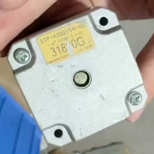 可维修STP-42D2154-02 步进电机，1.8度/步，件议价