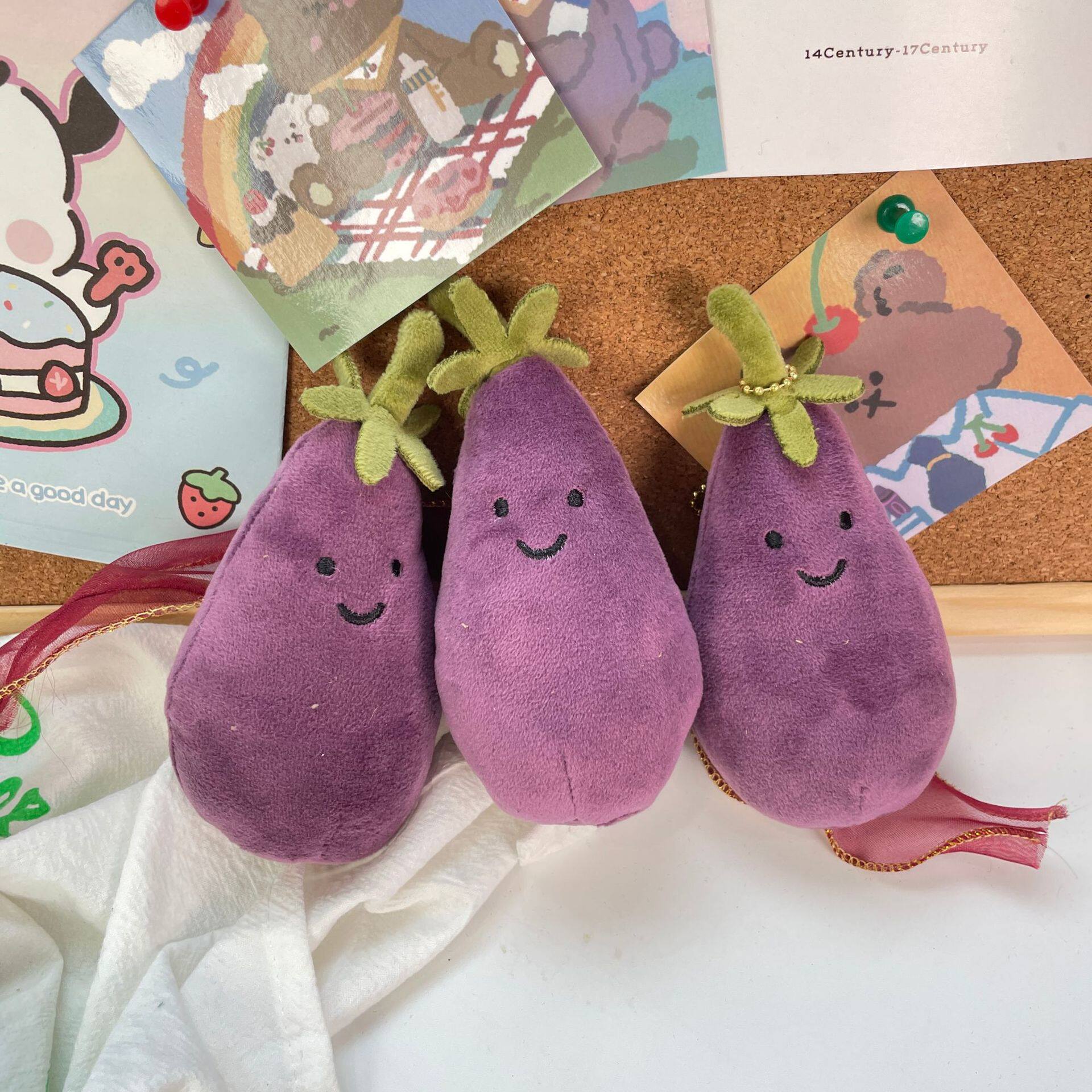 可爱超萌茄子微笑蔬菜表情包毛绒公仔包挂件电玩城抓娃娃机礼物