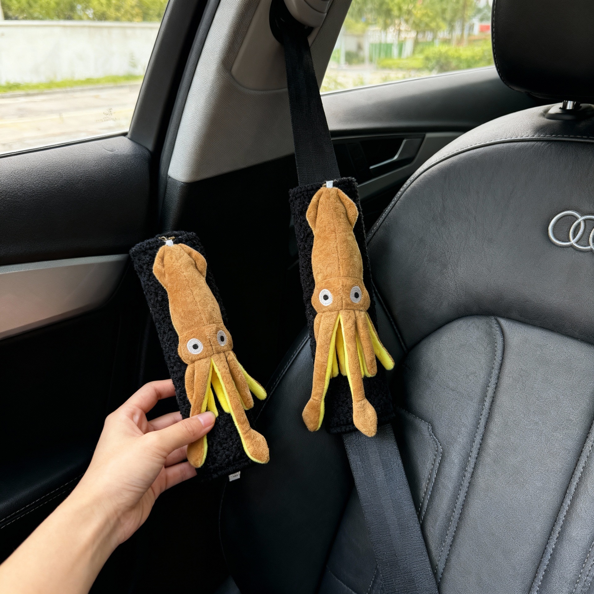 创意安全带毛绒套卡通章鱼鱿鱼八爪鱼可爱公仔车载装饰娃玩偶护肩