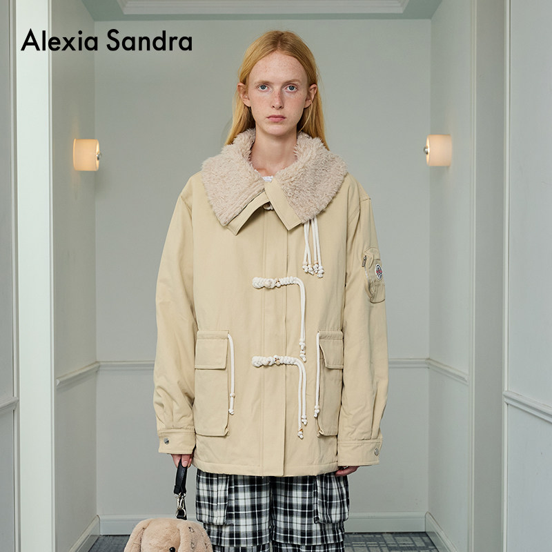 AlexiaSandra米色休闲时尚冬季新款小骨头盘扣大翻领棉服上衣外套