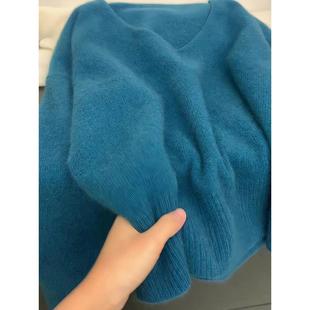 蓝色V领软糯彷浣熊绒毛衣女秋冬宽松慵懒风套头针织衫高级感上衣