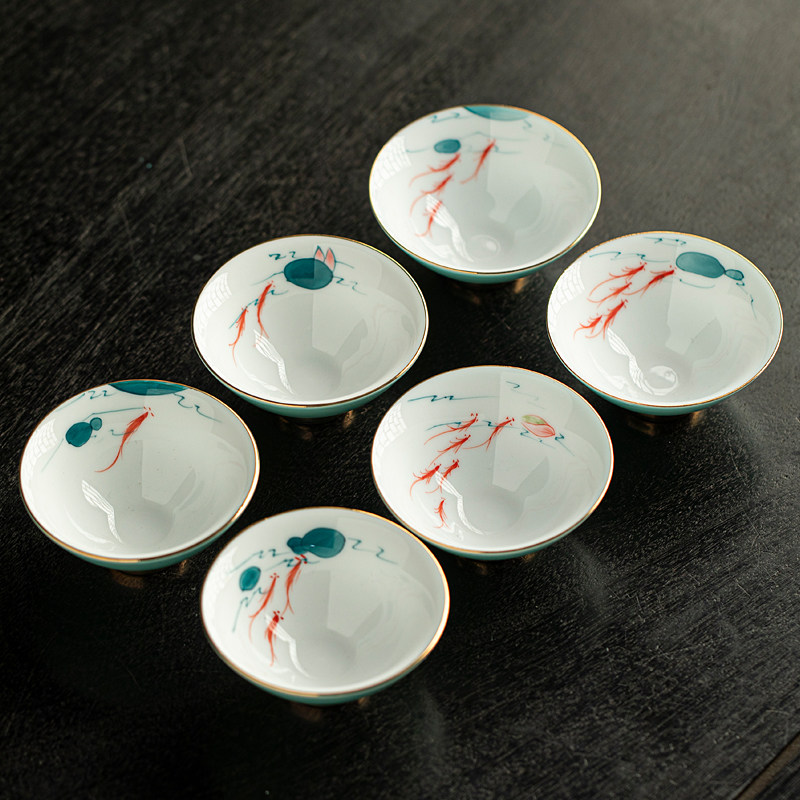 手绘鱼戏6入小茶杯功夫茶具釉下彩鲤鱼品茗杯描金天青陶瓷斗笠杯,餐饮具,茶杯,淘宝优惠券,粉丝福利购,淘宝优惠卷