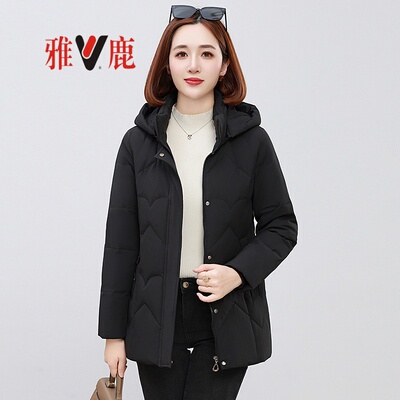 雅鹿羽绒服女短款中老年妈妈装