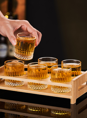 新款二两酒杯小号啤酒杯威士忌酒杯无铅玻璃白酒杯家用烈酒杯加厚