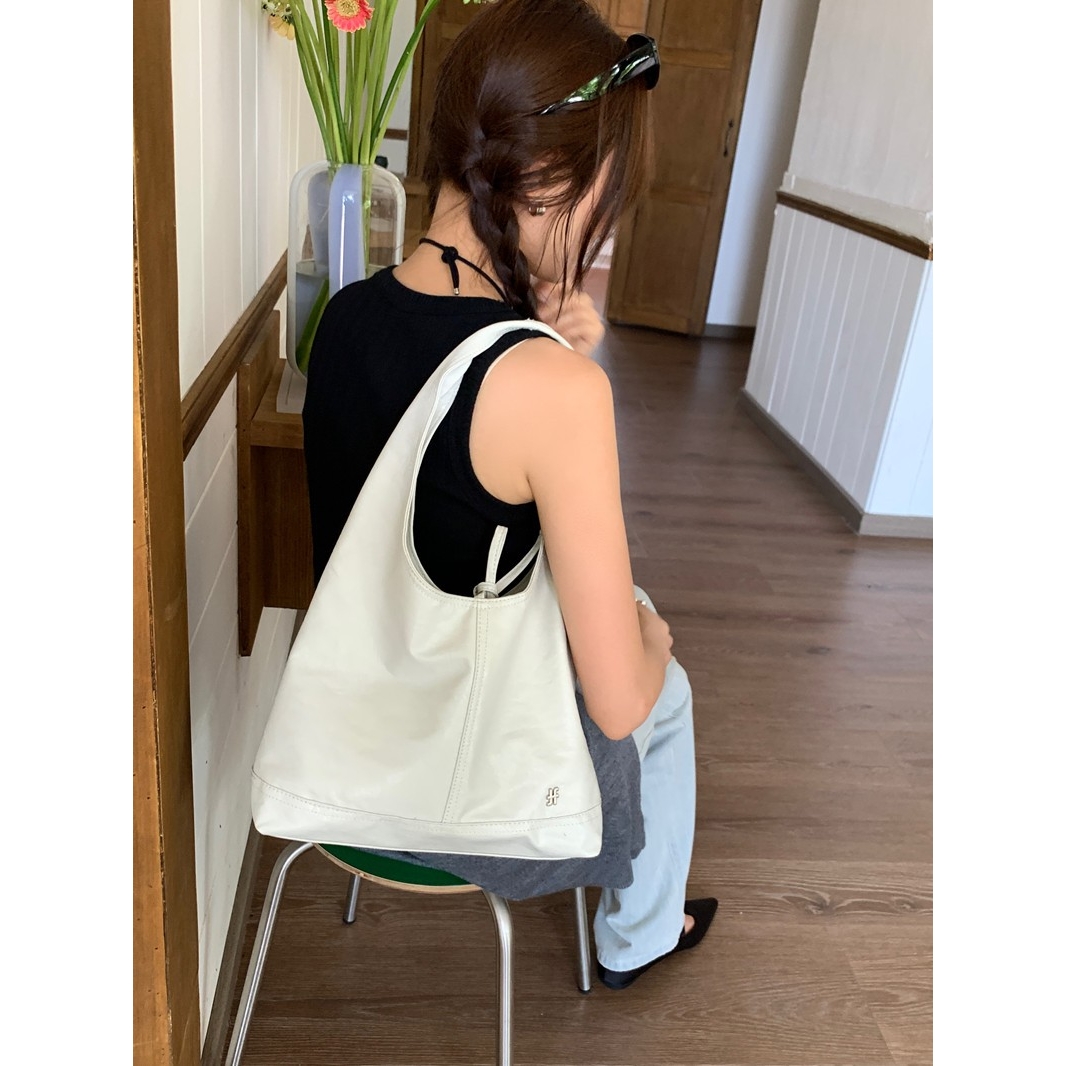 肥肥自制 托特包女2024新款韩国夏季白色大容量休闲软皮单肩包包