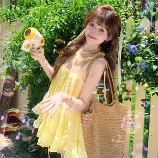 法式 古堡海岛黄色单肩吊带连衣裙女夏季 海边度假木耳边仙女蓬蓬裙