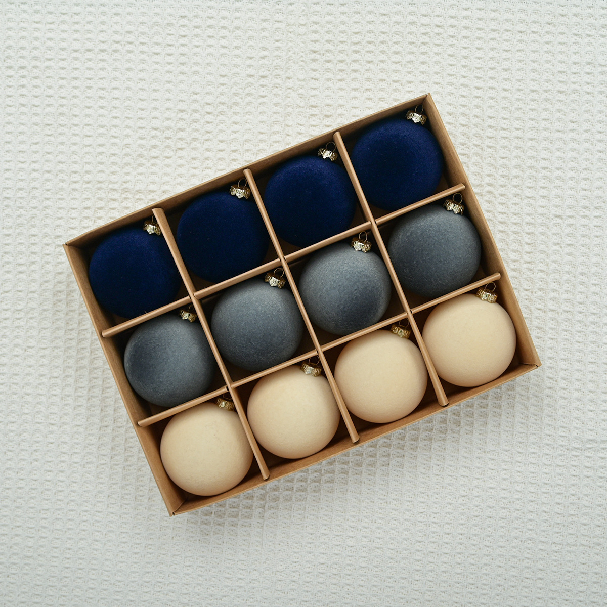 圣诞球植绒球天鹅绒圣诞球圣诞节橱窗装饰品圣诞树挂件植绒圣诞球