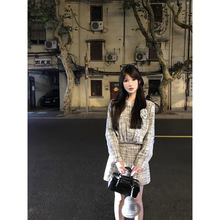 CHICYOU Lux系列 黑白格纹小香山茶花胸针长袖腰链连衣裙