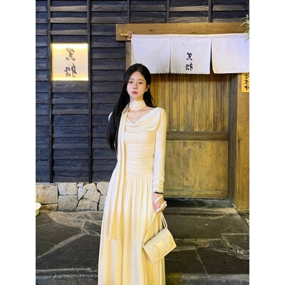法式温柔荡领长袖针织连衣裙女秋季修身气质长裙飘带收腰a字裙子