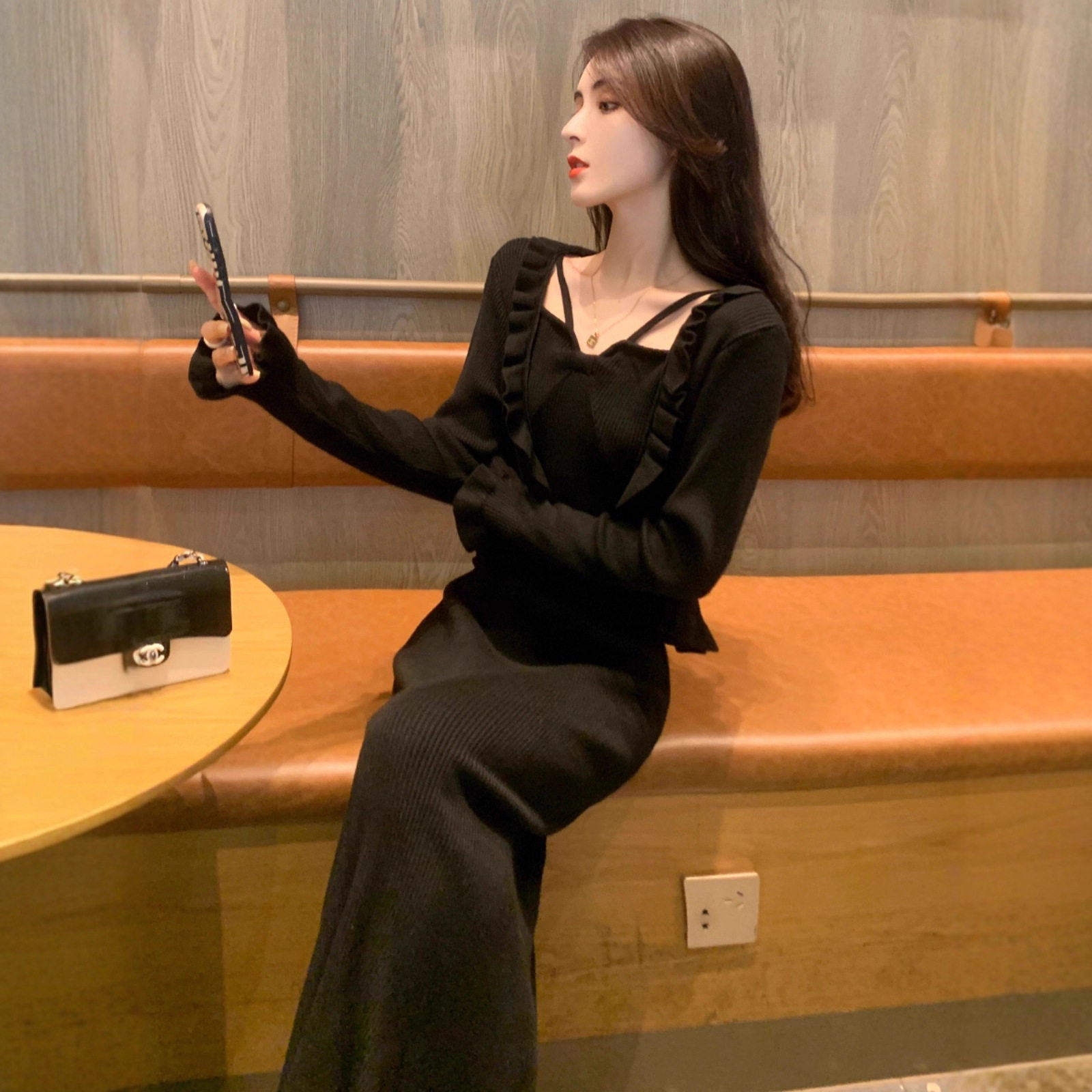 法式黑色小香风针织连衣裙套装女2025新款秋季穿搭开衫长裙两件套