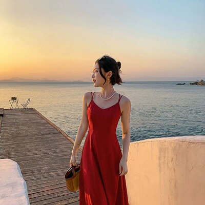 原版做法三亚旅游渡假出片海边黑色沙滩裙露背长裙吊带裙连衣裙女
