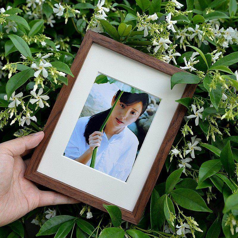 实木相框摆台洗照片黄铜挂墙北欧简约直角榫卯黑胡桃原木6寸8定制,家居饰品,相框/画框,淘宝优惠券,粉丝福利购,淘宝优惠卷