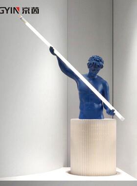 抽象人物雕塑摆件样板房售楼部酒店玄关艺术桌面灯饰工艺品摆设
