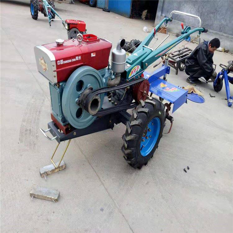 12马力小型自走式旋耕机 玉米开沟施肥播种机 柴油手扶拖拉机