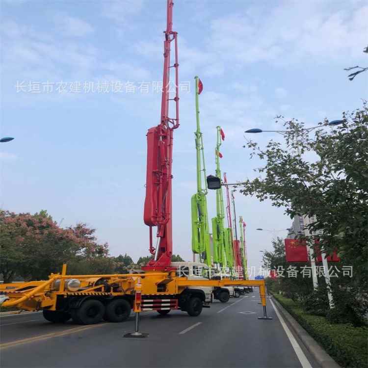 建泵车混搅拌泵送一体机米东风重汽小型凝混凝土土输农送泵