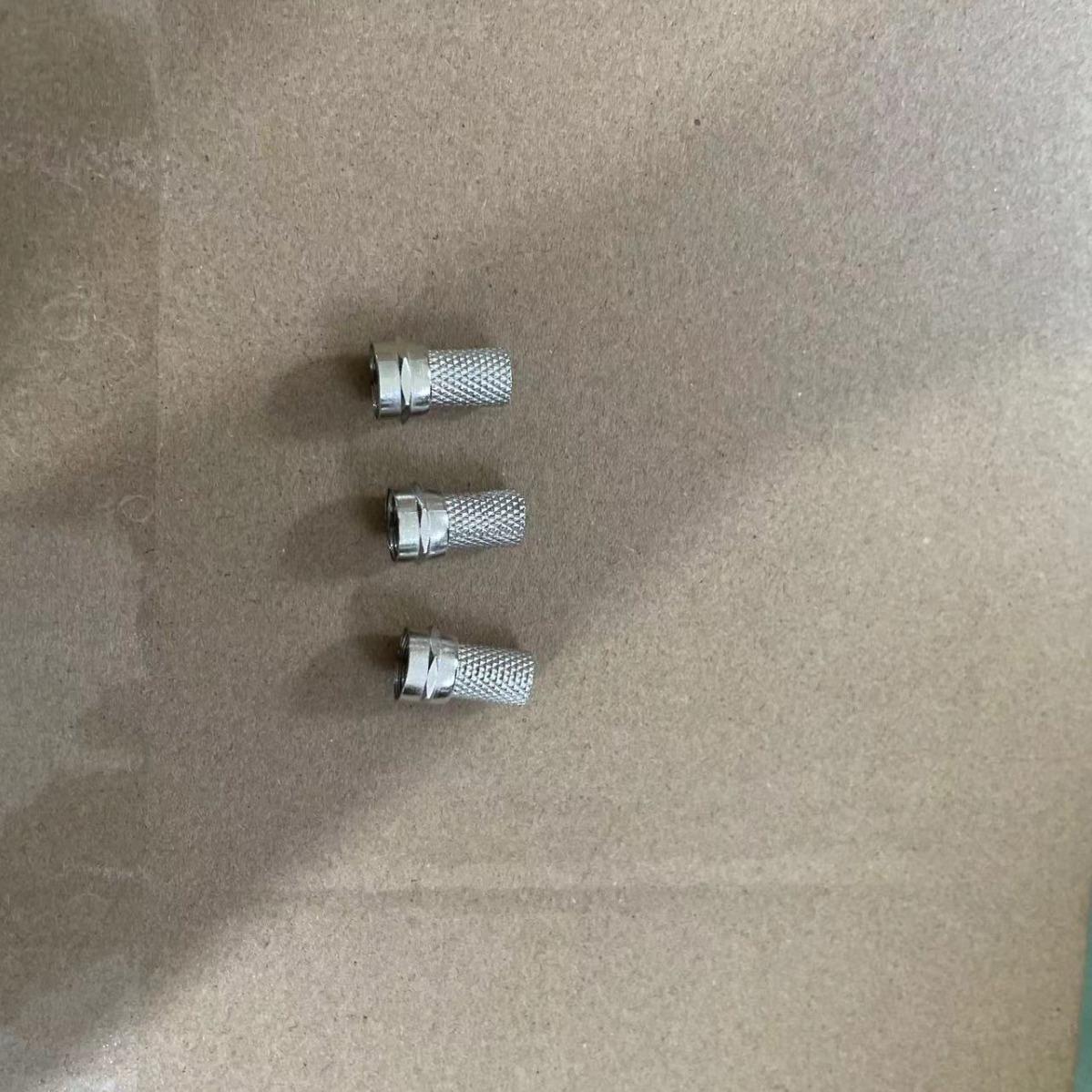 F头18MM英制防水接头