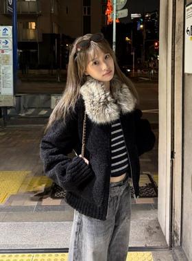 黑色高级感羊羔毛外套女2025年翻毛领短外套加厚巨好看的初冬穿搭