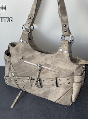 【无题notitle】废土风辣妹机车包铆钉扣设计单肩斜挎手提包小众