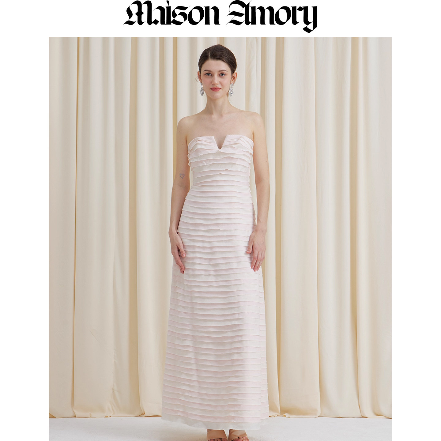 度假系列|奶白粉霜 粉白拼接抹胸连衣裙Maison Amory,女装/女士精品,连衣裙,淘宝优惠券,粉丝福利购,淘宝优惠卷