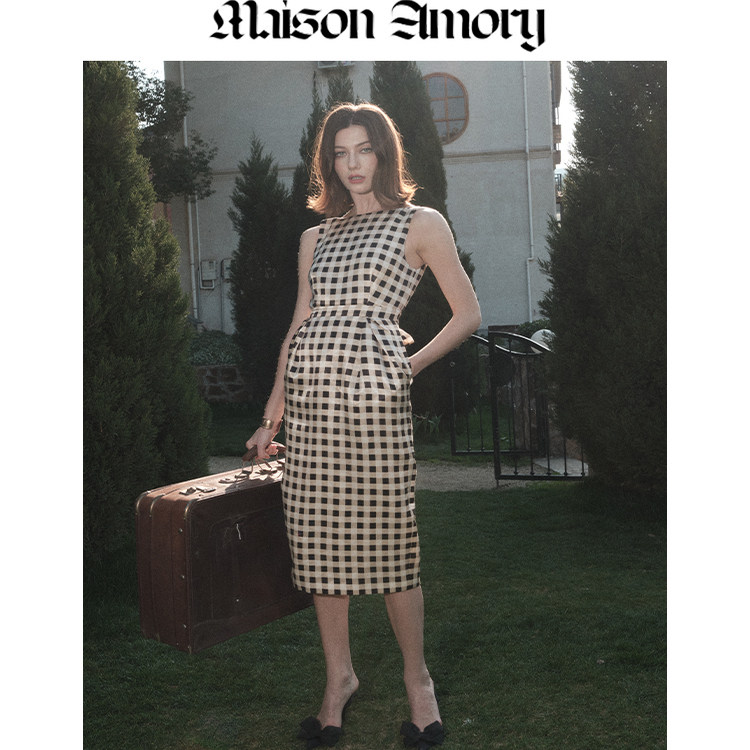 MaisonAmory黑色格子及踝连衣裙