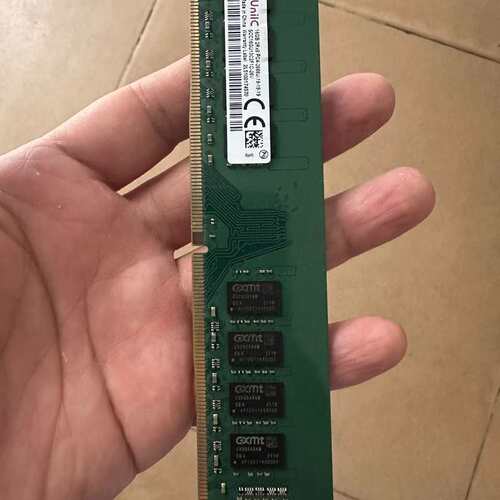 {议价}紫光Unilc DDR4 16G 2Rx8 2666MHz{可维修}