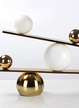 跷跷板轻奢抽象合金摆件北欧家居