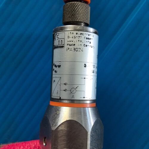 议价IFM易福门压力传感器 PA3024 PN1024 PN70可维修