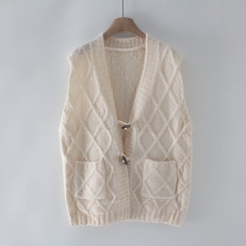 学院风麻花纹羊毛马海毛针织开衫女V领单排扣毛衣背心马甲外套,女装/女士精品,毛针织衫,淘宝优惠券,粉丝福利购,淘宝优惠卷