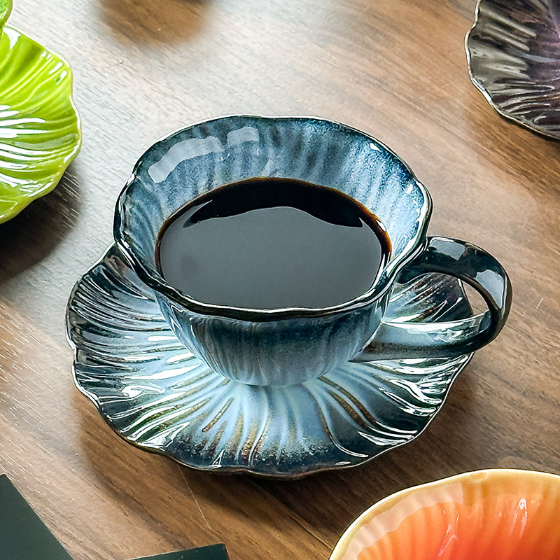 高颜值花瓣造型设计釉下彩陶瓷杯碟精致小众窑变拿铁下午茶咖啡杯