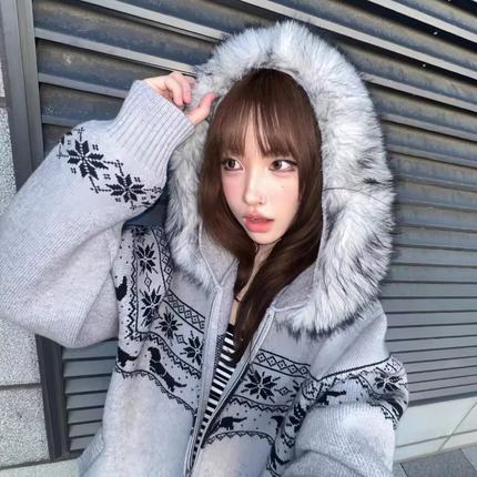 云朵设计宽松上衣保暖毛衣(配毛领仿狐狸毛仿毛可拆卸)WP2639