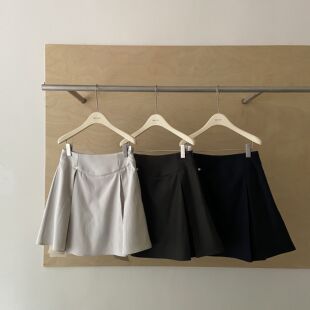 云朵设计26年夏上新气质压褶贝壳扣天丝棉短裙半身裙36330