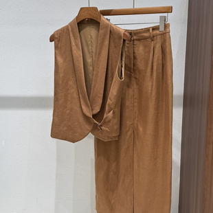 云1 云朵设计经典 显瘦开叉半身裙两件套套装 百搭马甲 6103 时尚