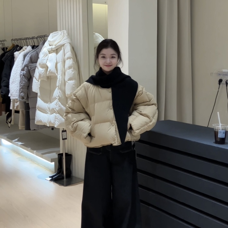 云朵设计冲充绒量超足设计感保暖羽绒服外套(配披肩)EY0063005