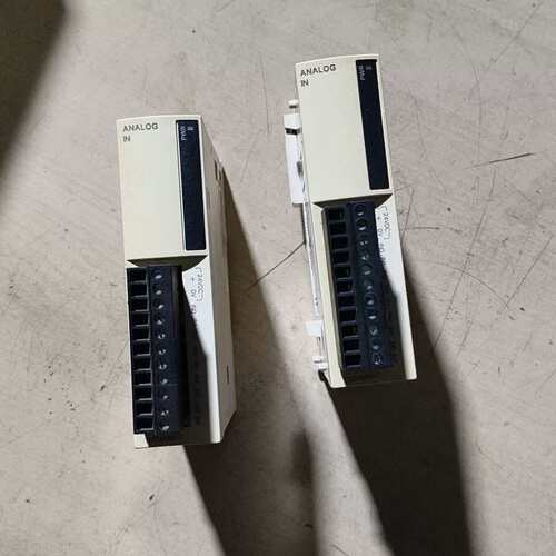 {议价}施耐德TM2AMI8HT，二手，功能正常，品相自己看，功能好