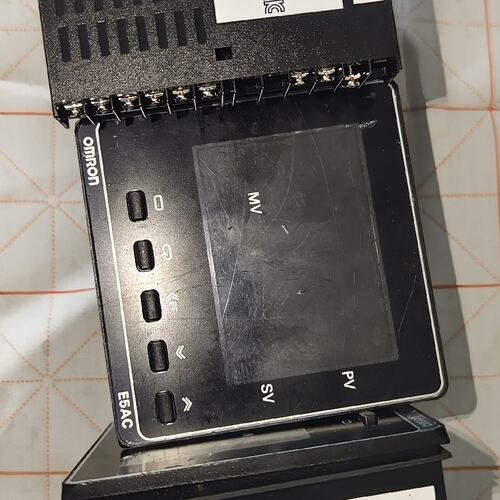 {议价}全新无包装，欧姆龙温度控制器E5AC-CX3ASM-800