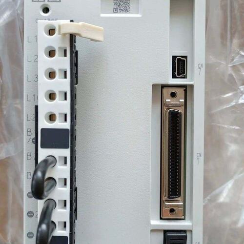 {议价}安川驱动 SGD-01AN/02AN/04AN/ 全新全新8-9成新