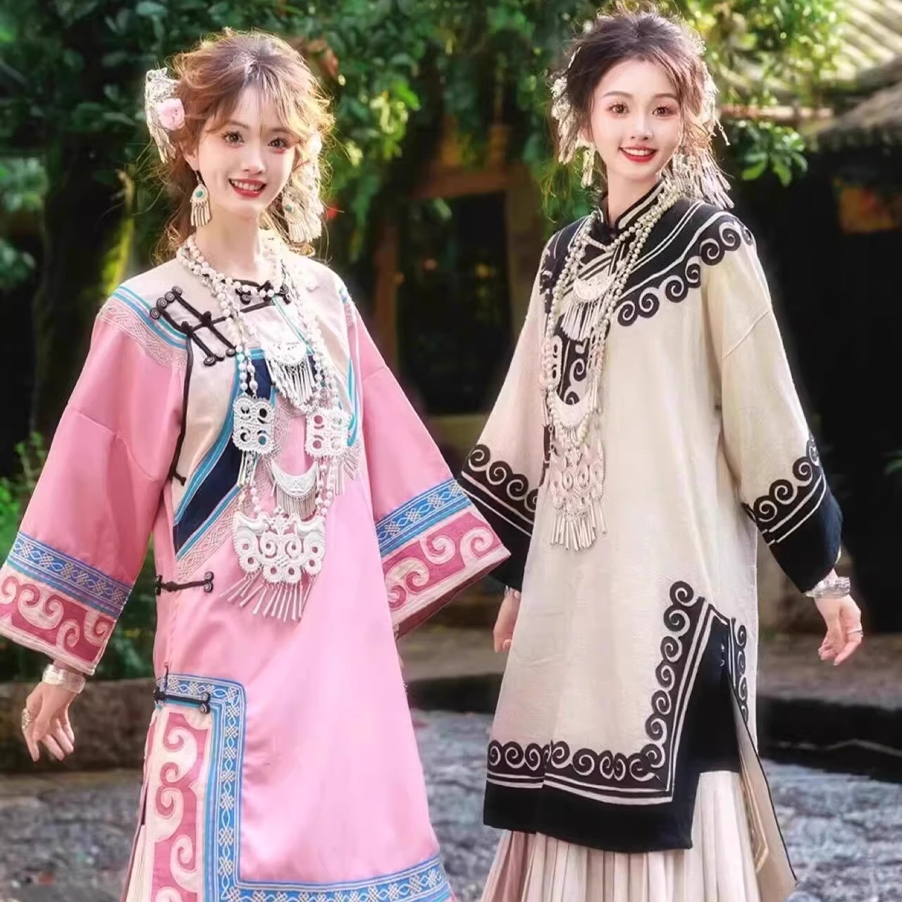 出租苗疆少女彝族云南少数民族三月三服装演出影楼摄影旅拍服租赁