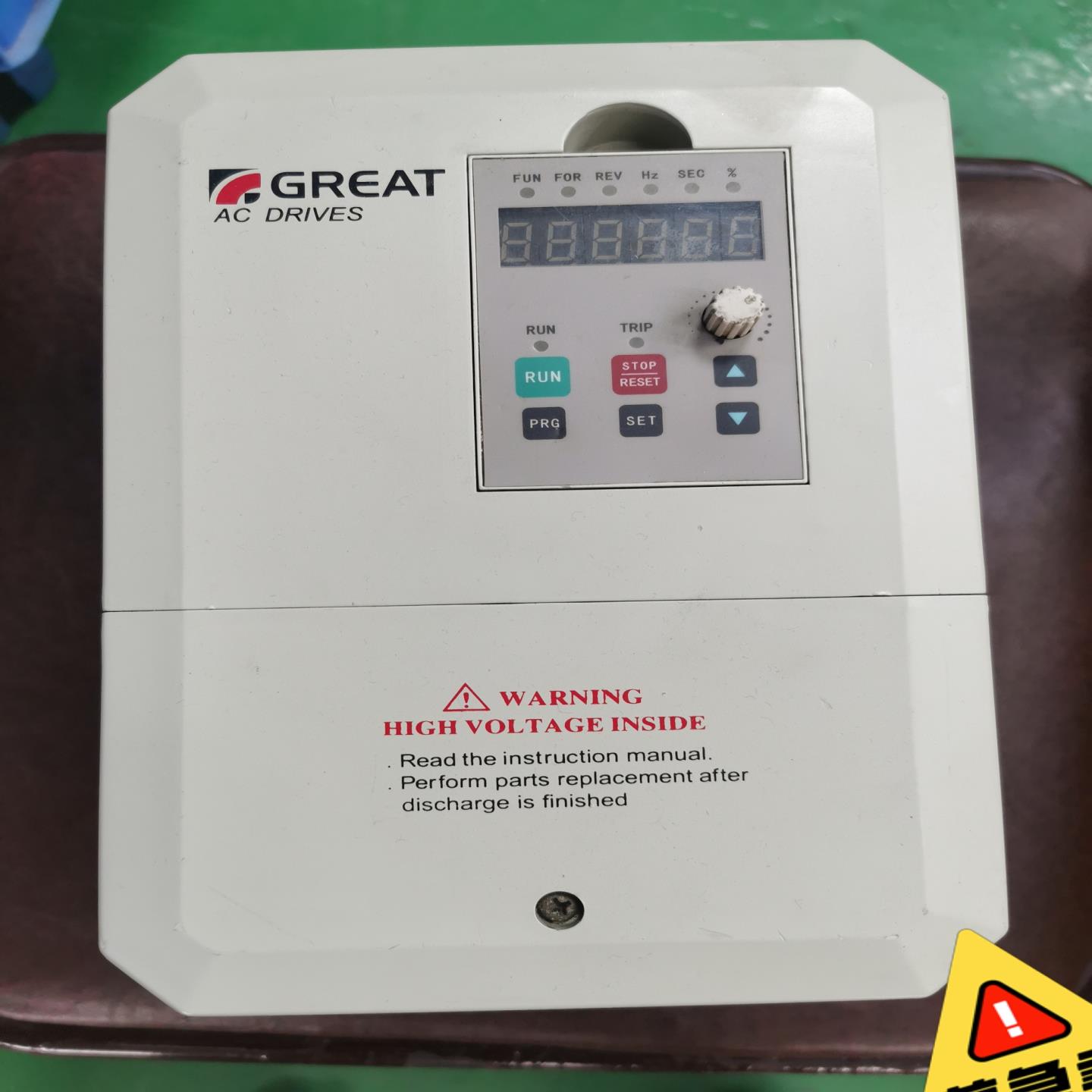 议~上海格立特变频器  VF10-2R2G3