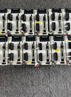 9新A6驱动器 400W MBDLT25SM 质量保证实