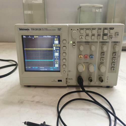 [德峰] 示波器  tektronix实物拍摄，TDS2012泰克B
