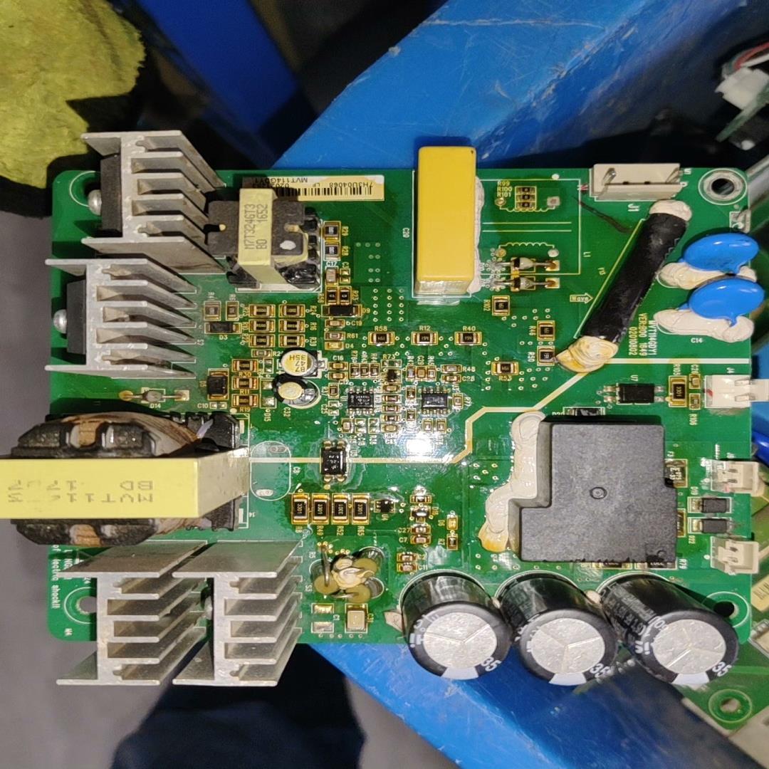 议~汇川变频器电源板MVT114GDY1