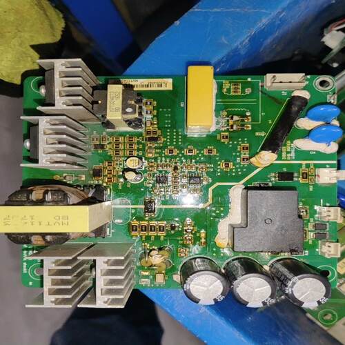 议~汇川变频器电源板MVT114GDY1