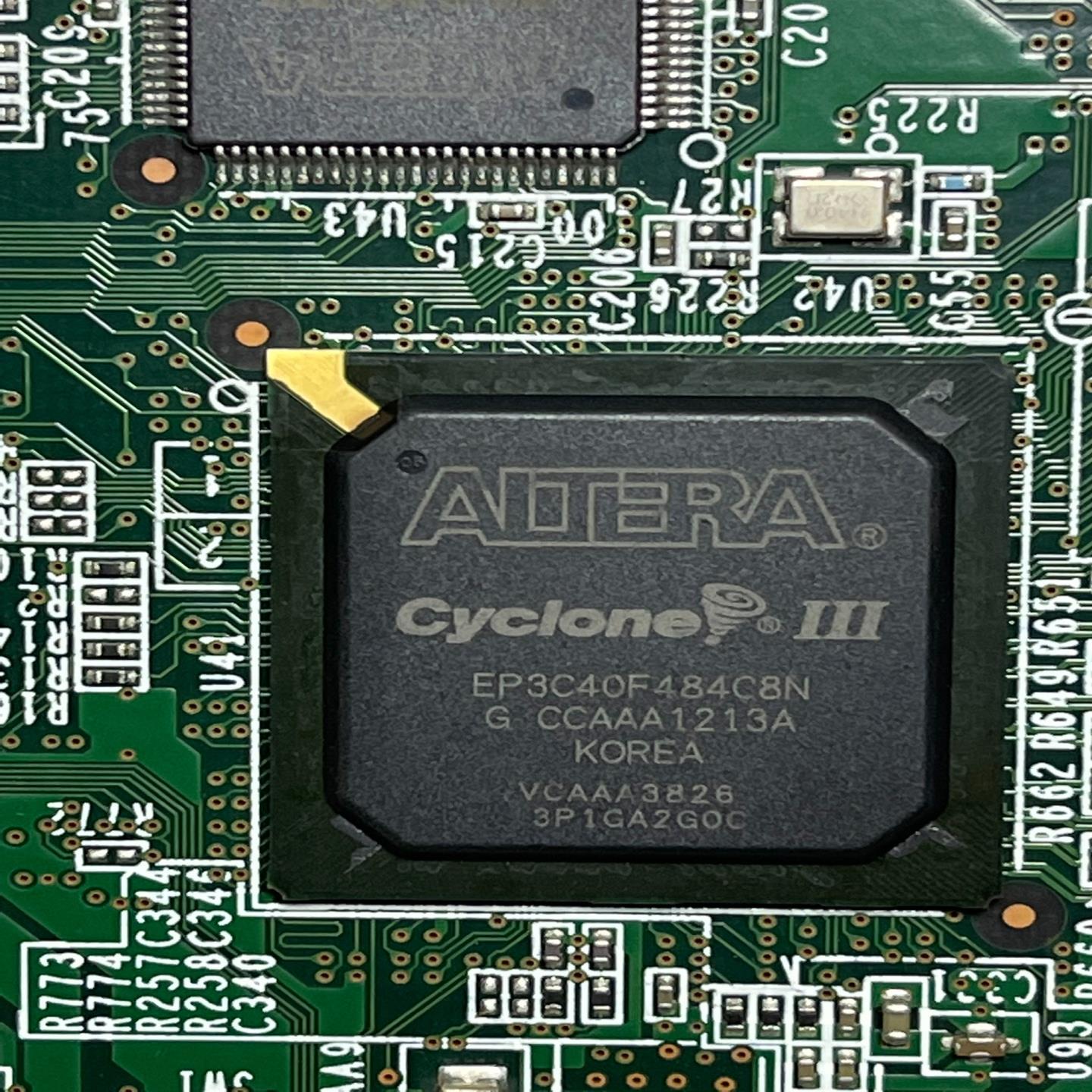 {雅致机械商行}ep3c40f484c8n 整板一片